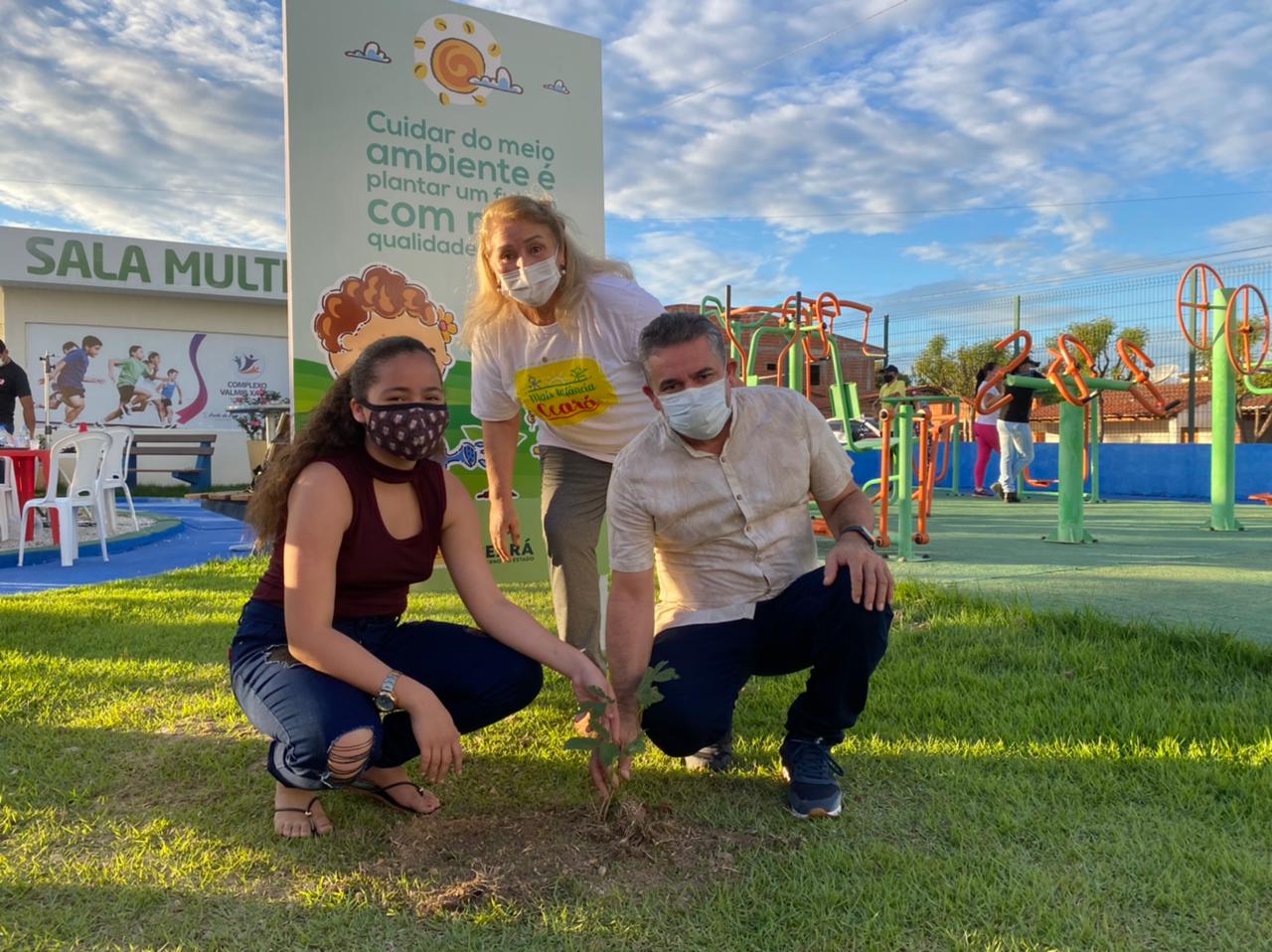 Com inaugurações em Aurora, Farias Brito e Jucás, Ceará chega a 137 brinquedopraças entregues