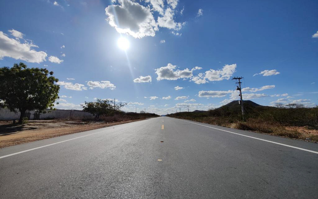 Restauração da CE-257, entre Canindé e Salitre, está concluída