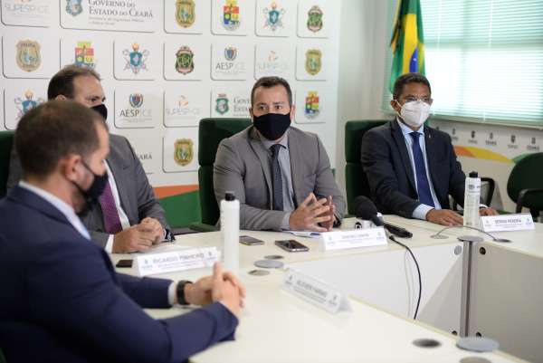 Polícia Civil captura suspeito de chefiar grupo criminoso responsável pela articulação de crimes em Caucaia