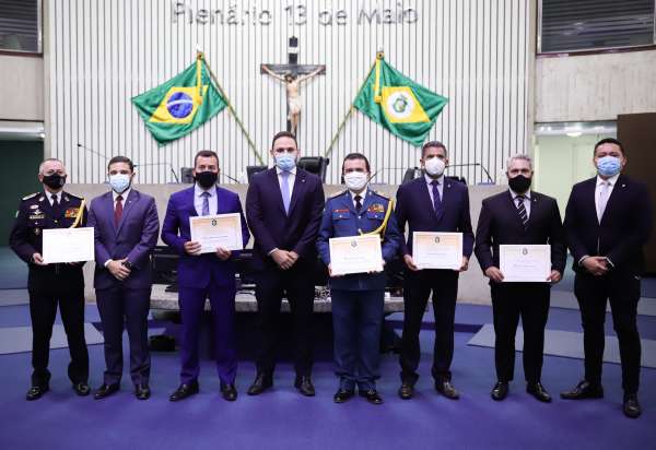 Sessão solene homenageia personalidades de destaque da Segurança Pública do Ceará
