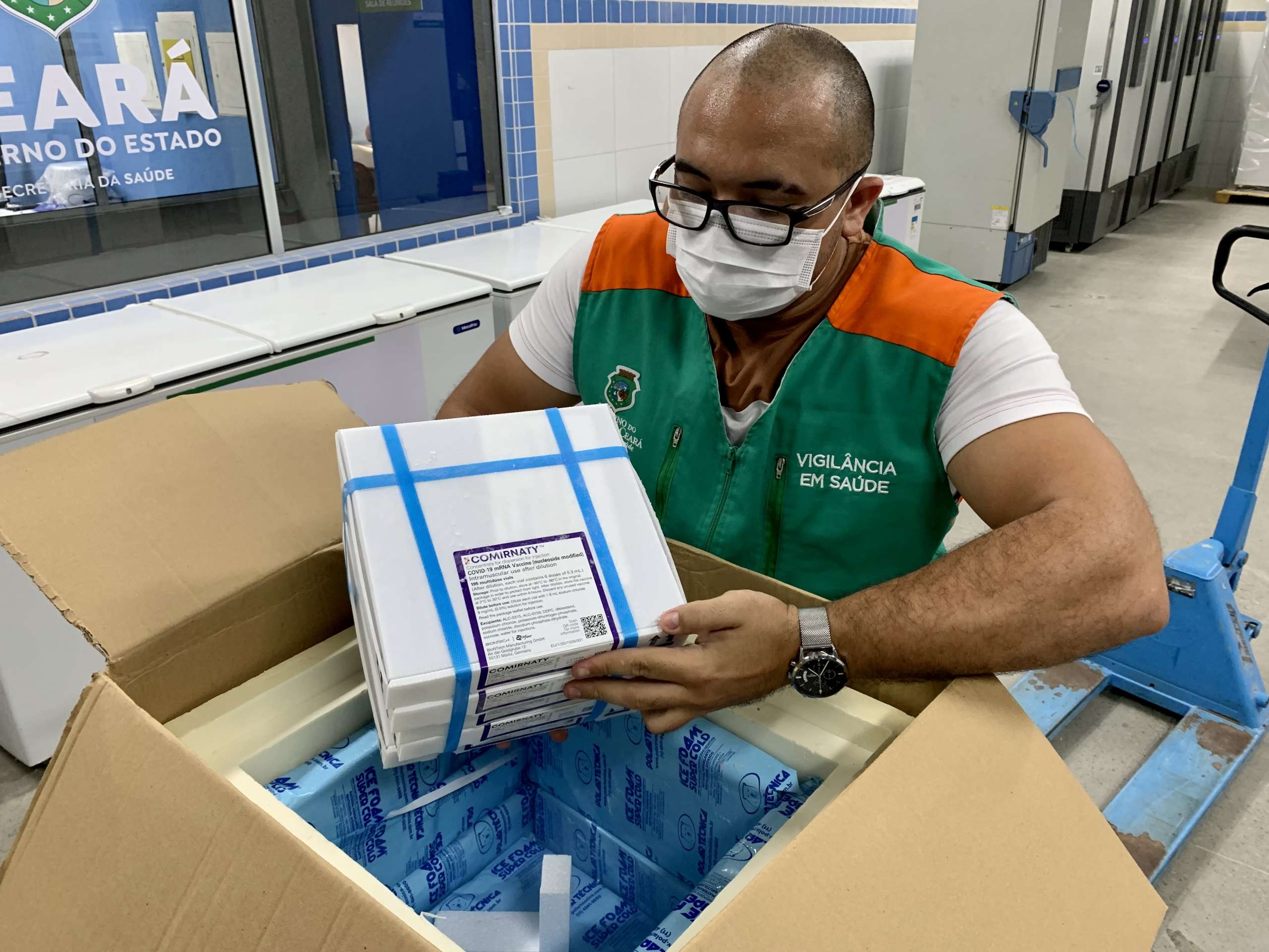 Ceará receberá lote de AstraZeneca para aplicação de segunda dose