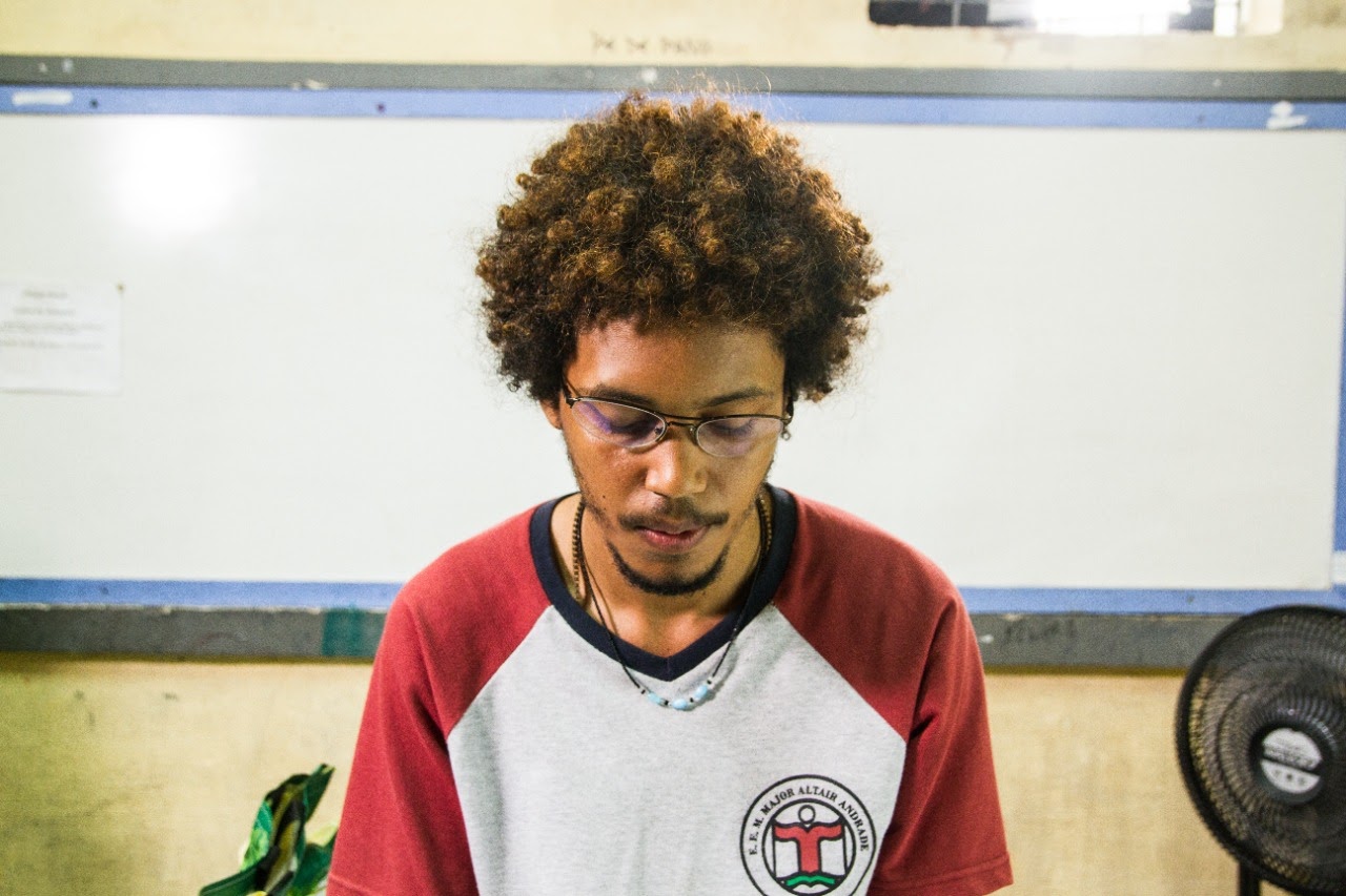 Canal do CCBJ no Youtube recebe diretor do filme Cabeça de Nêgo
