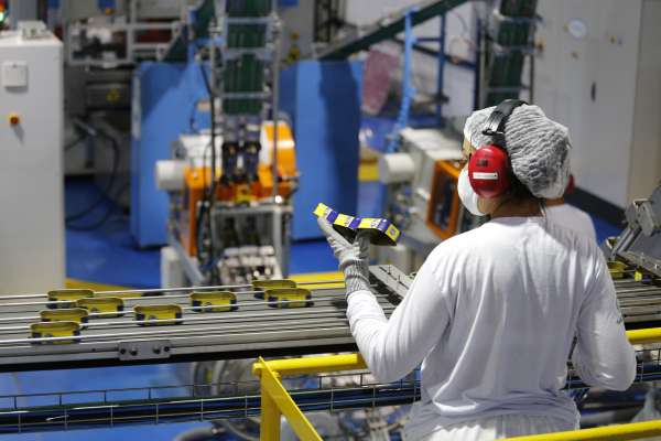 Produção industrial cearense registra segundo melhor desempenho do Brasil no acumulado de janeiro a novembro de 2024