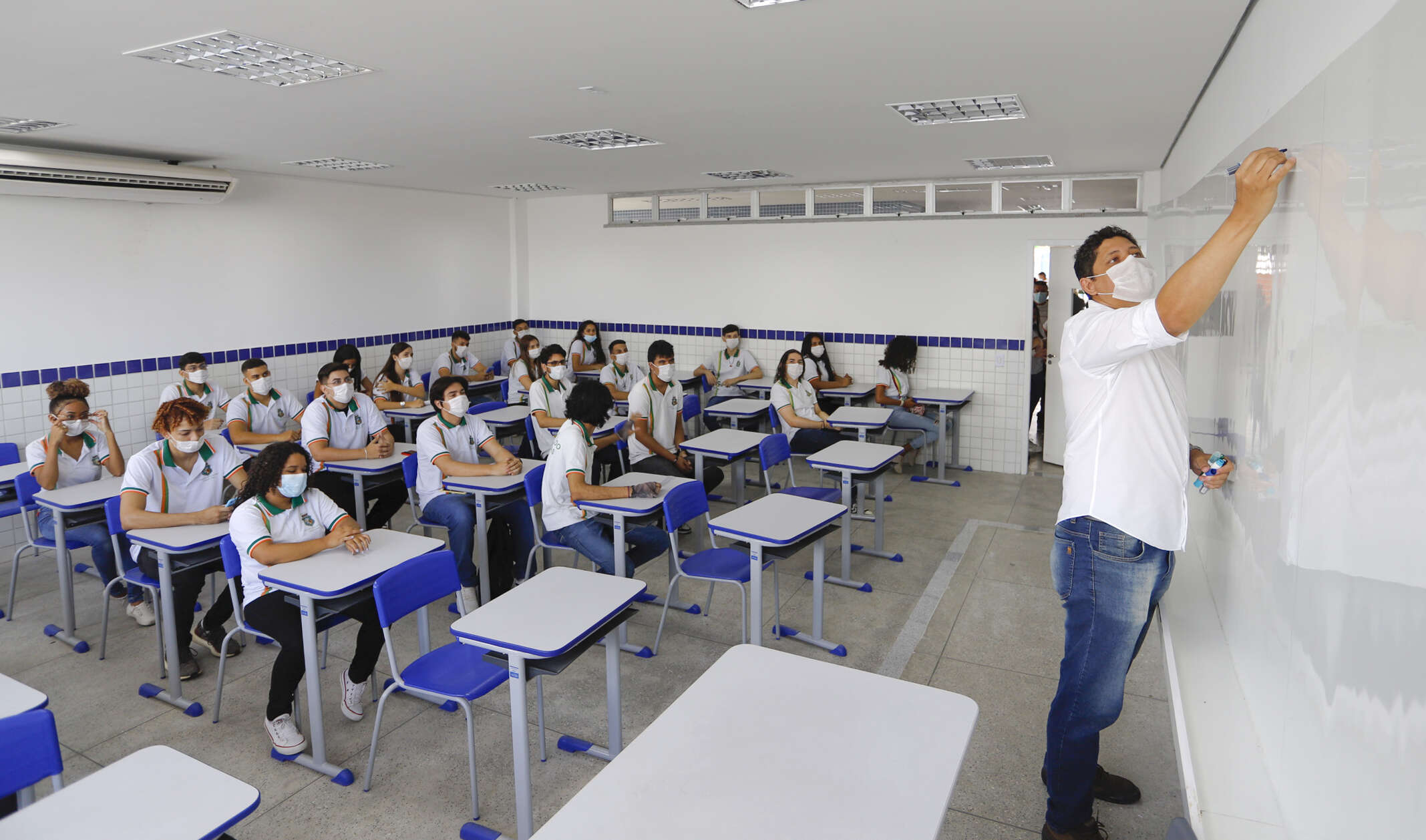 Governo do Ceará garantirá suporte para que estudantes participem do Enem em janeiro