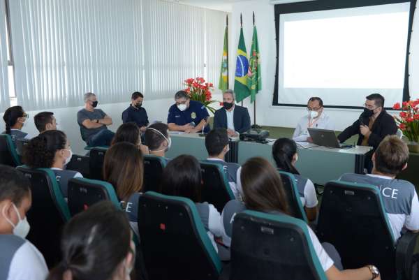 Alunos do Curso de Formação para Auxiliar de Perícia iniciam estágio supervisionado na Pefoce