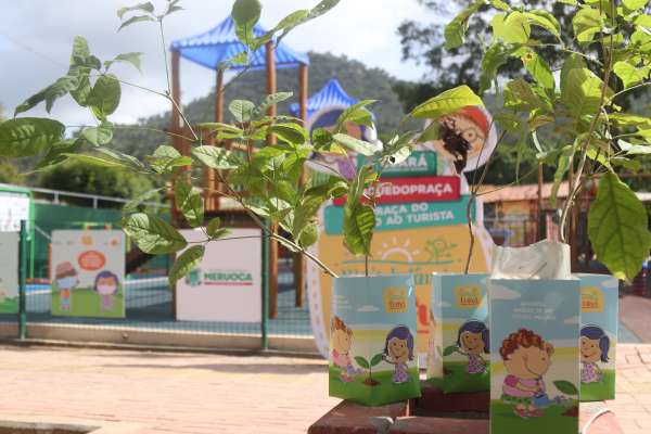 Governo do Ceará assegura mais atenção à primeira infância com entrega de mais duas brinquedopraças e 13 brinquedocreches