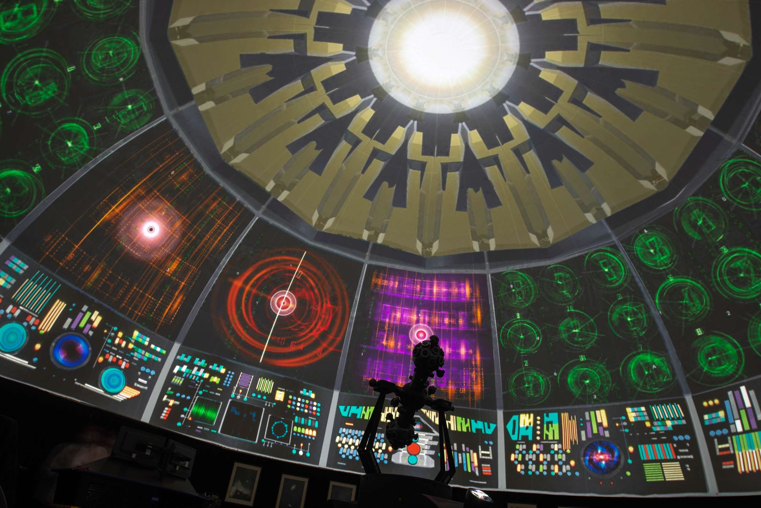 Planetário Rubens de Azevedo apresenta nova sessão e segue com Curso Popular de Astronomia em março