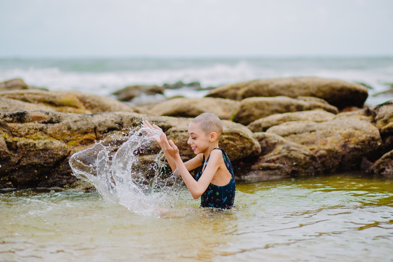 Estação Benfica sedia exposição sobre superação e os desafios trazidos pelo câncer
