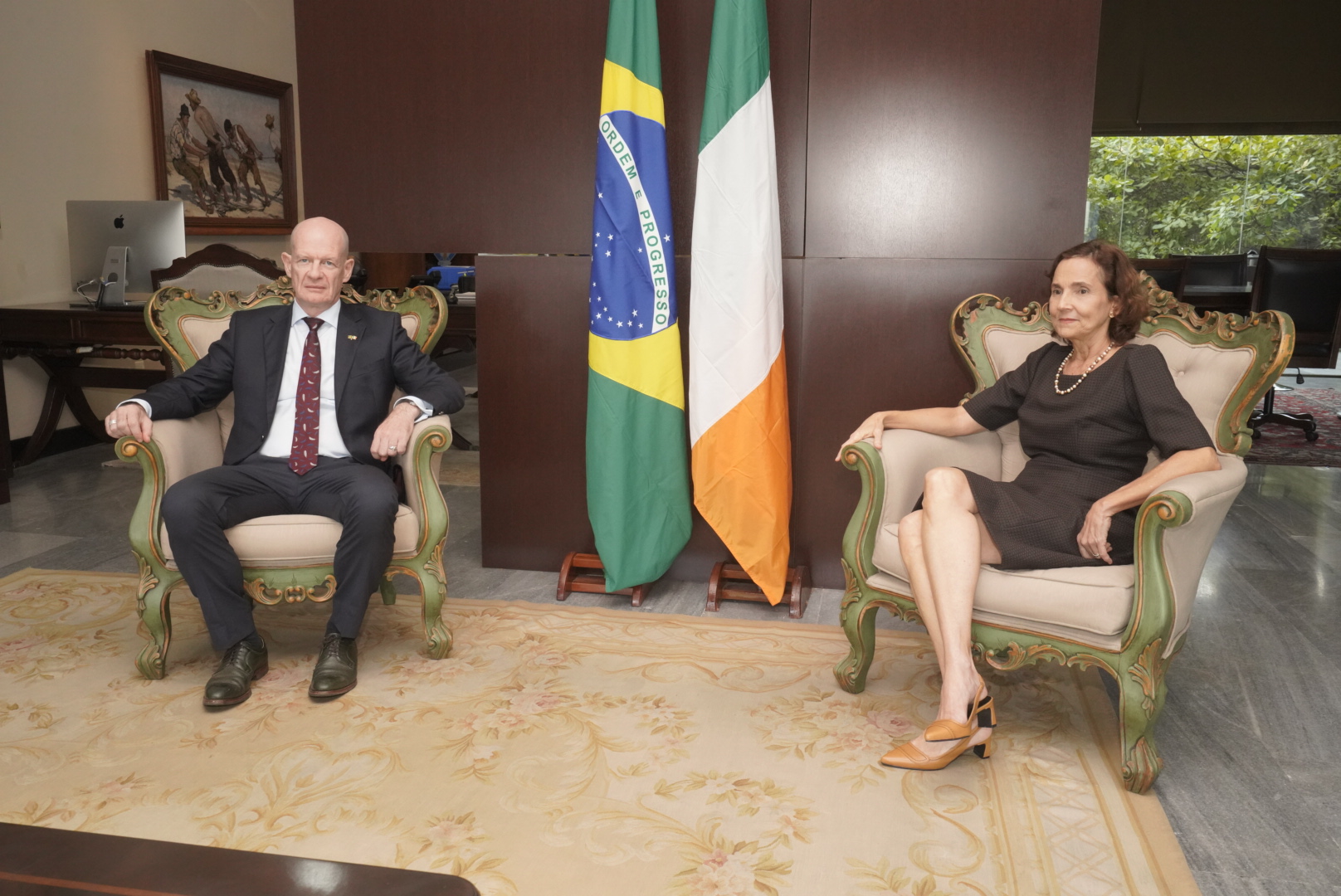 Governadora do Ceará recebe visita do embaixador da Irlanda