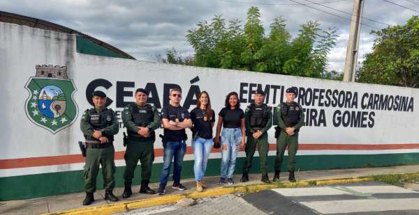 Forças de Segurança participam de campanha de combate à violência contra a mulher