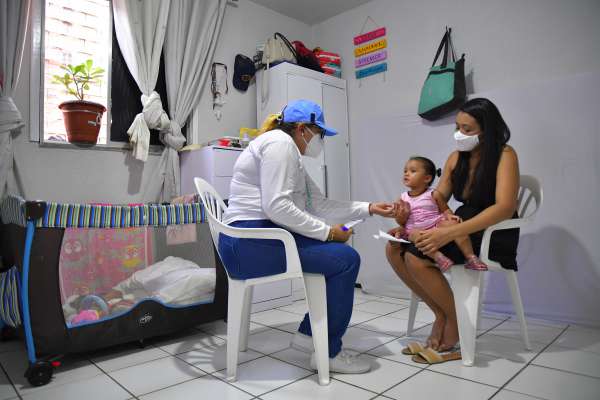 Governo do Ceará institui gratificação e reforça valorização dos agentes comunitários de saúde