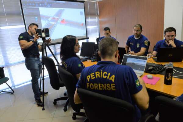 Pefoce e Aesp realizam curso para o uso de scanner a laser 3D em locais de ocorrências