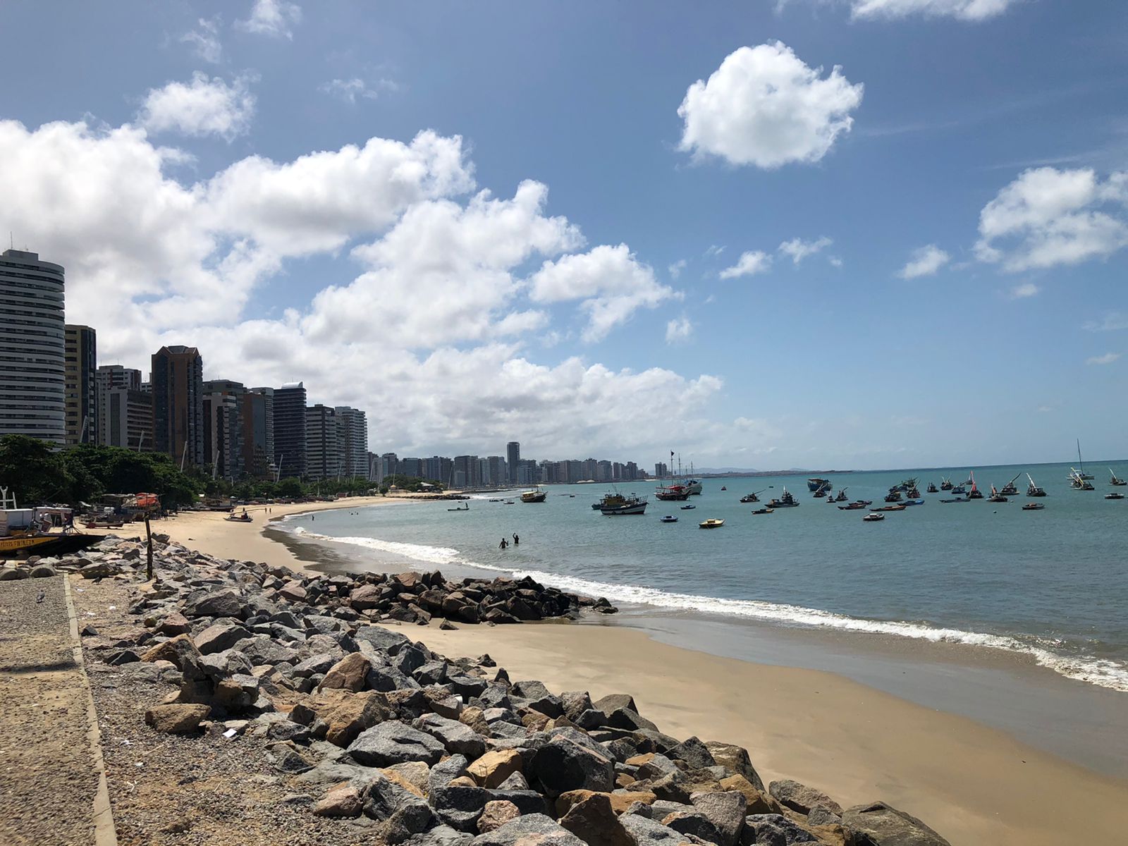 Balneabilidade da Semace aponta 22 trechos em conformidade na orla de Fortaleza