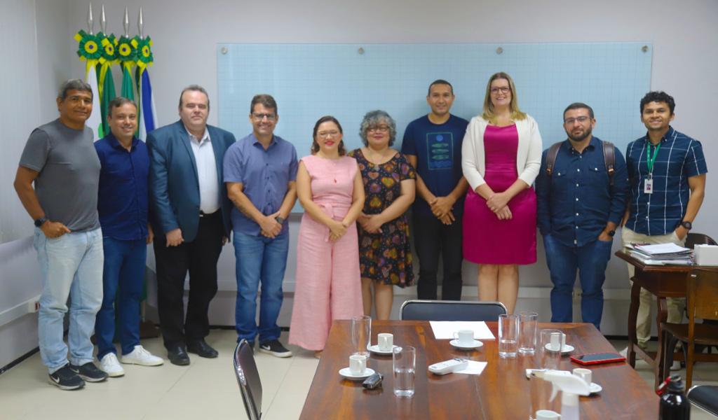 Sejuv dialoga com IFCE sobre a realização da etapa nacional do JIFs no CFO