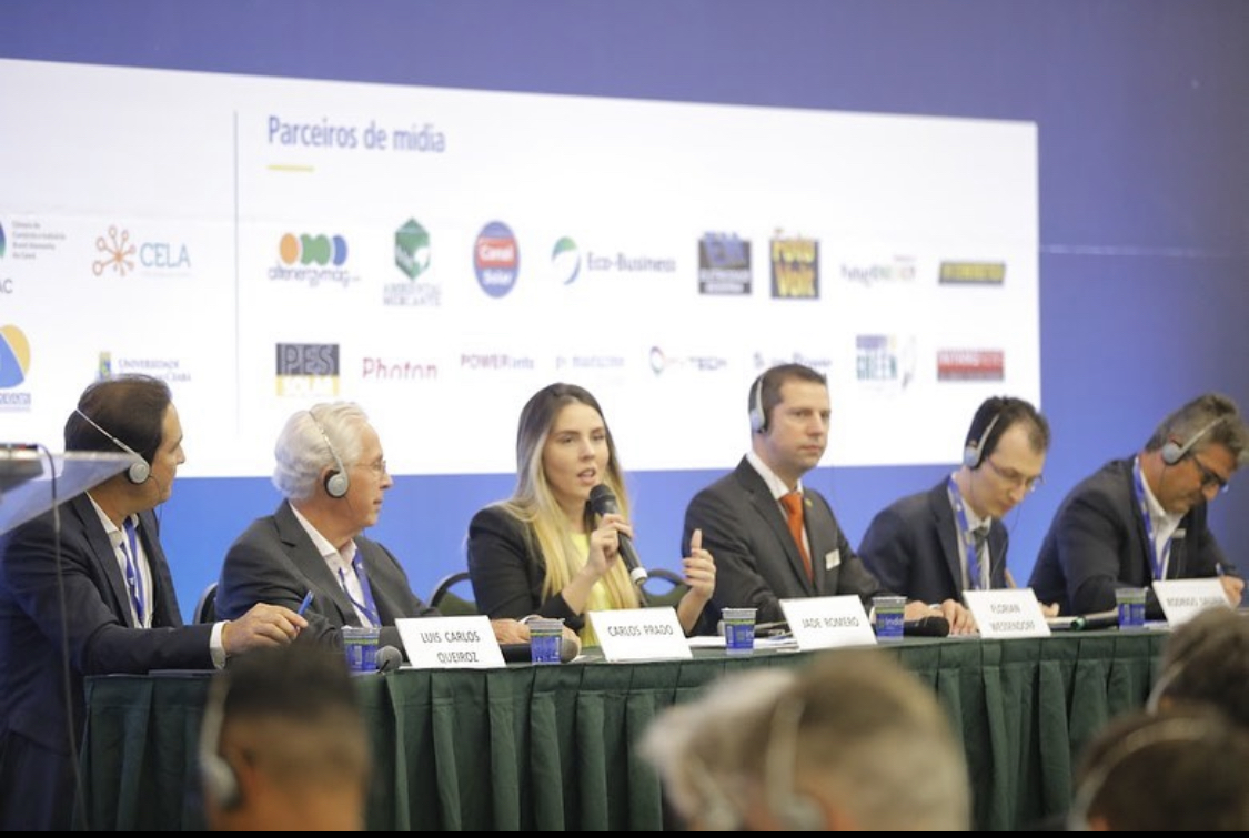Governo do Ceará apresenta potencialidades para investimentos na cadeia de energias renováveis na Intersolar Summit Brasil Nordeste 2023