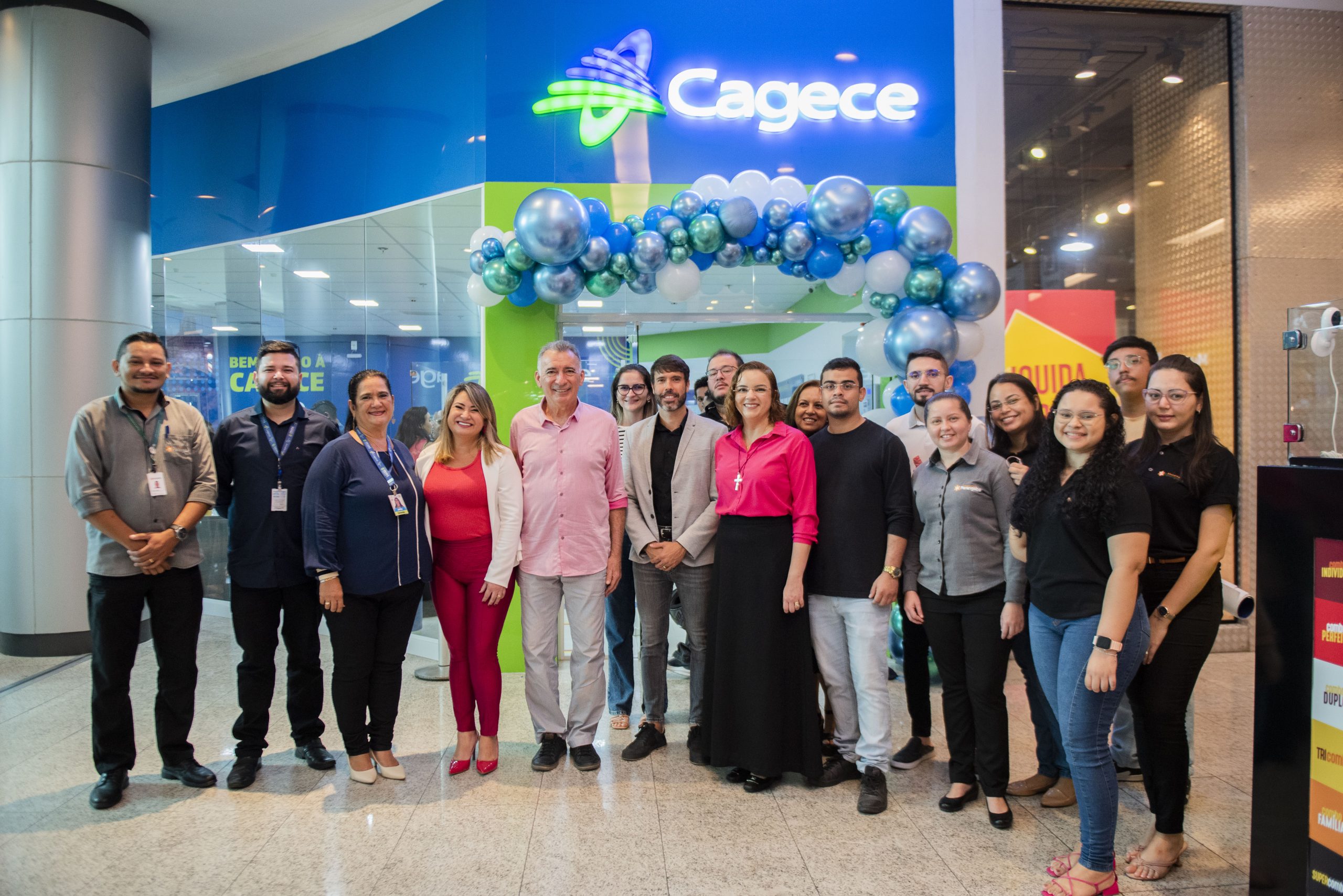 Cagece inaugura loja de atendimento no shopping Parangaba, em Fortaleza