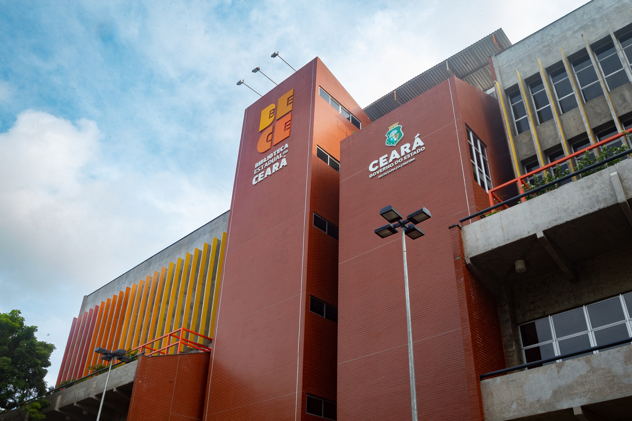 Biblioteca Pública abre inscrições para convocatória de ocupação