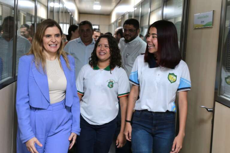 Seduc recebe comitivas de escolas classificadas no Prêmio Melhores Escolas do Mundo