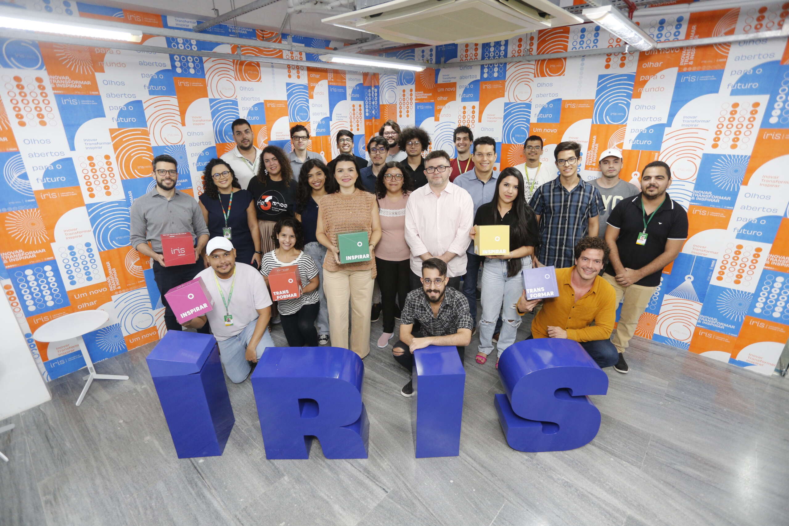 Íris renova parceria com o Programa Cientista Chefe