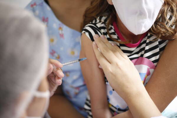 Vacina é proteção fundamental para crianças e adolescentes no Ceará; Campanha de Multivacinação começa neste sábado (30)
