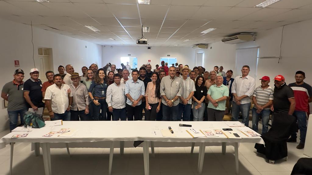 Retirada da vacinação contra Febre Aftosa é tema de audiência pública com produtores e lideranças no Vale do Jaguaribe