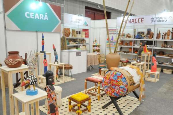 Com apoio do Governo do Estado, 100 artesãos e grupos artesanais do Ceará participam da 5ª edição da Fenacce, no Centro de Eventos do Ceará