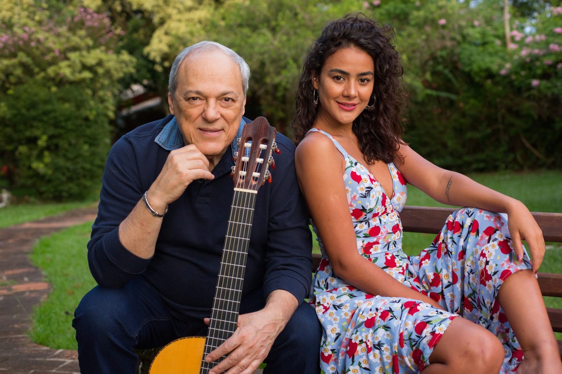 Toquinho e Camilla Faustino trazem o show “A Arte de Viver” ao Cineteatro São Luiz