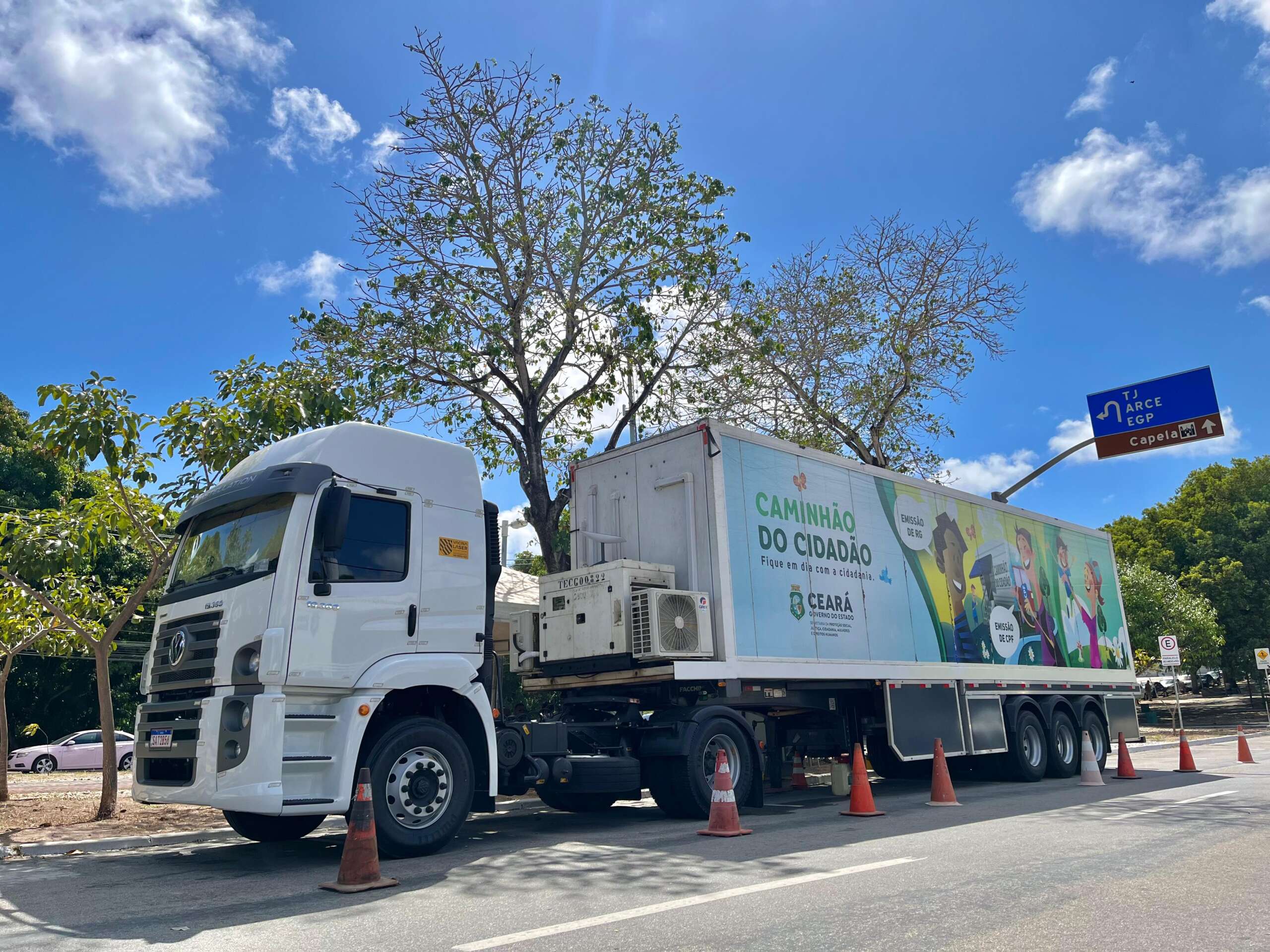 Caminhão do Cidadão estaciona no Cambeba para atendimentos aos servidores e colaboradores estaduais