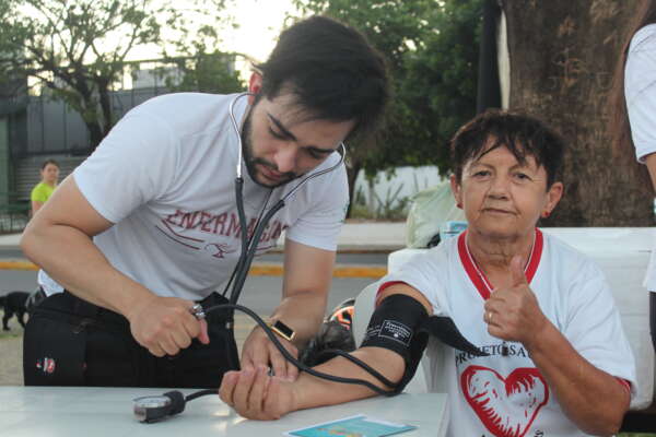 Dia Mundial do AVC: HRC realiza ações de prevenção em Juazeiro do Norte