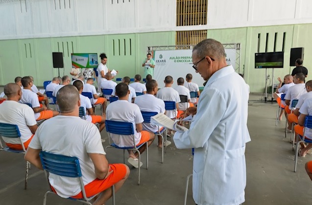 Internos da UPECT participam de aulão preparatório para o Encceja e Enem PPL 2023