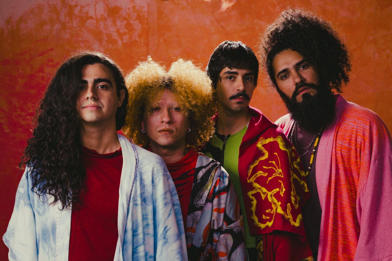 Porto Iracema das Artes recebe a cantora Karina Buhr, tutora da banda Procurando Kalu, em lançamento de livro e nas Rotas de Criação do Laboratório de Música em Sobral