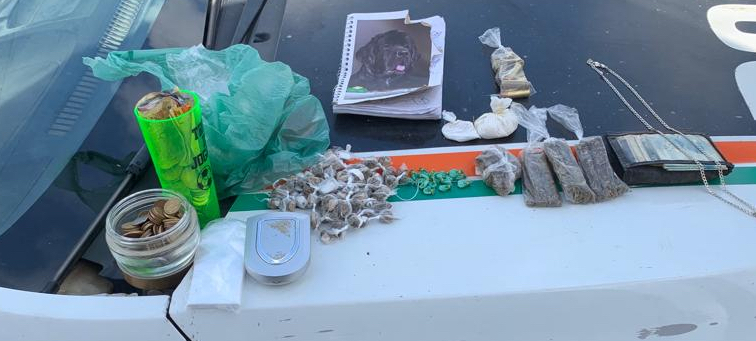 Suspeito de tráfico de drogas é preso em flagrante pela Polícia Militar na Praia do Futuro