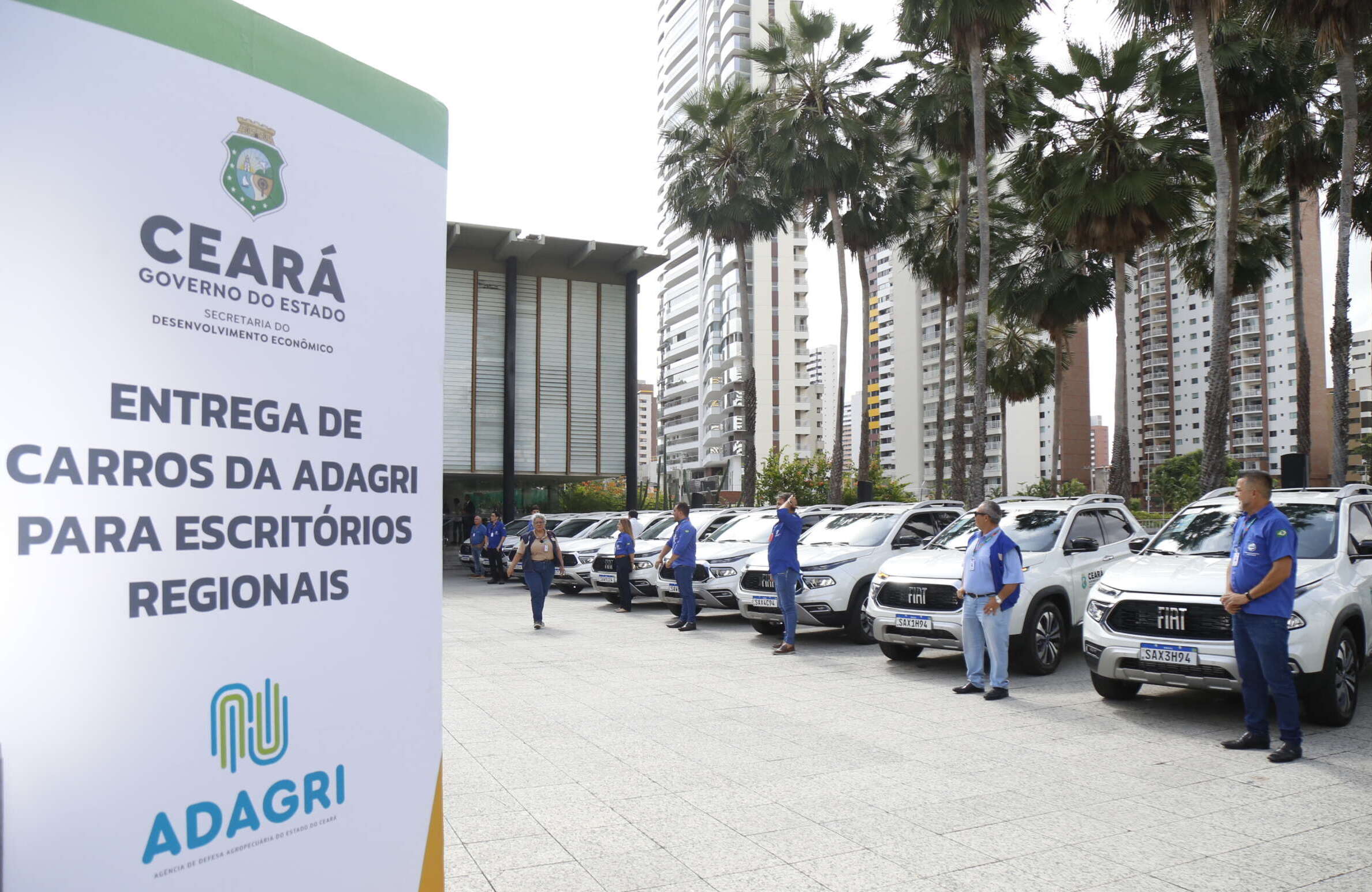 Novos 14 veículos e quatro drones são entregues para fortalecer ações de Defesa Animal e Vegetal no Ceará