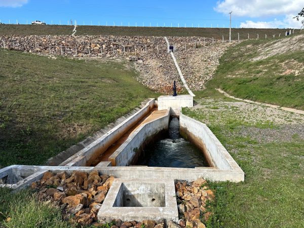 Cogerh realiza oficina sobre segurança da barragem Jaburu I, em Ubajara