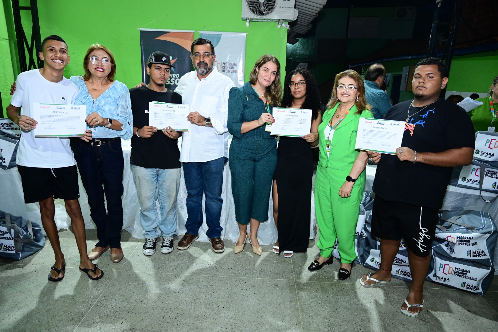 Setenta jovens e adultos do Parque São José recebem certificação profissional