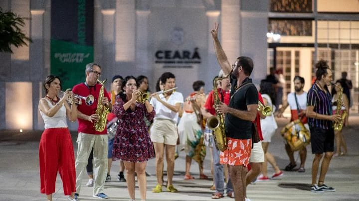 Projeto Sol Tu Som na Praça anima ressaca de Carnaval no Centro Dragão do Mar neste sábado (24)