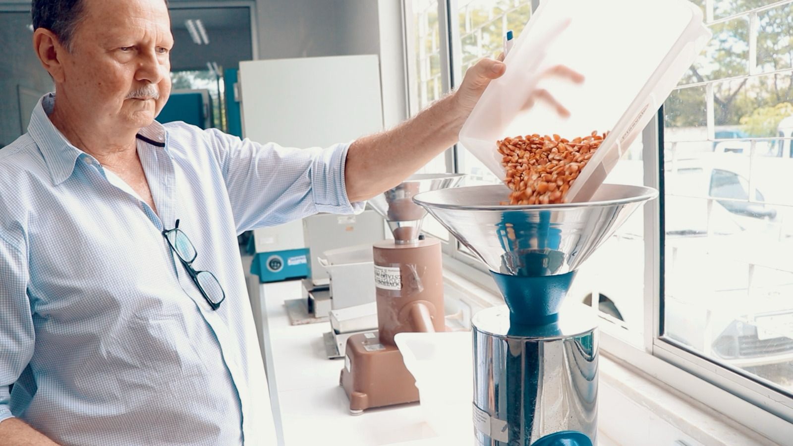 Hora de Plantar: laboratório da SDA garante qualidade das sementes distribuídas a agricultores