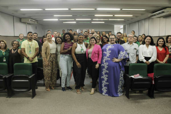 Governo do Ceará promove formação antirracista para profissionais da assistência social