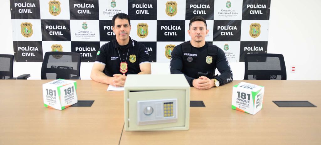 Operação da Polícia Civil deflagrada na RMF resulta na prisão de três homens e na apreensão de cofre