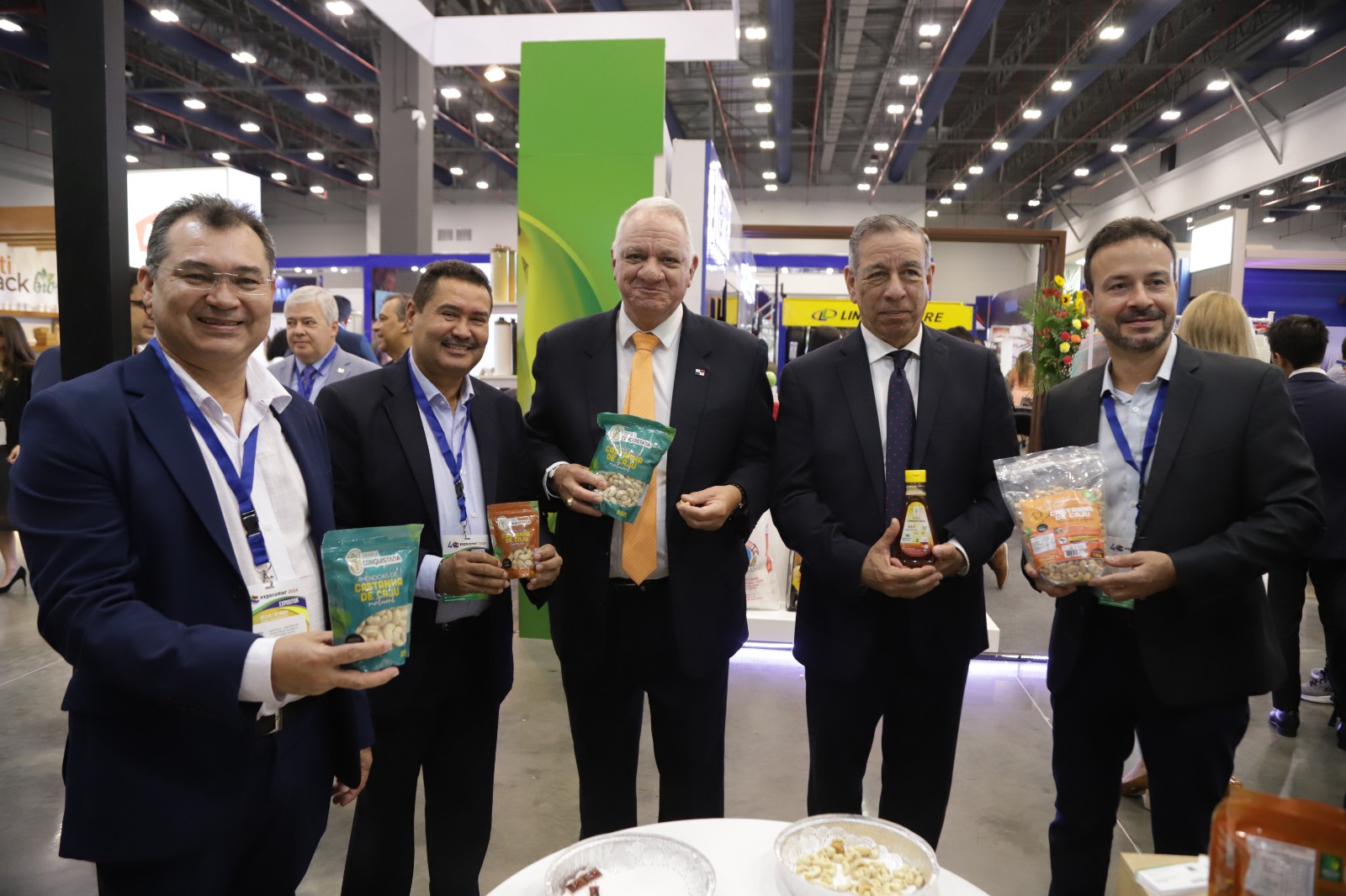 Governo do Ceará fomenta exportação da agricultura familiar em exposição comercial internacional no Panamá