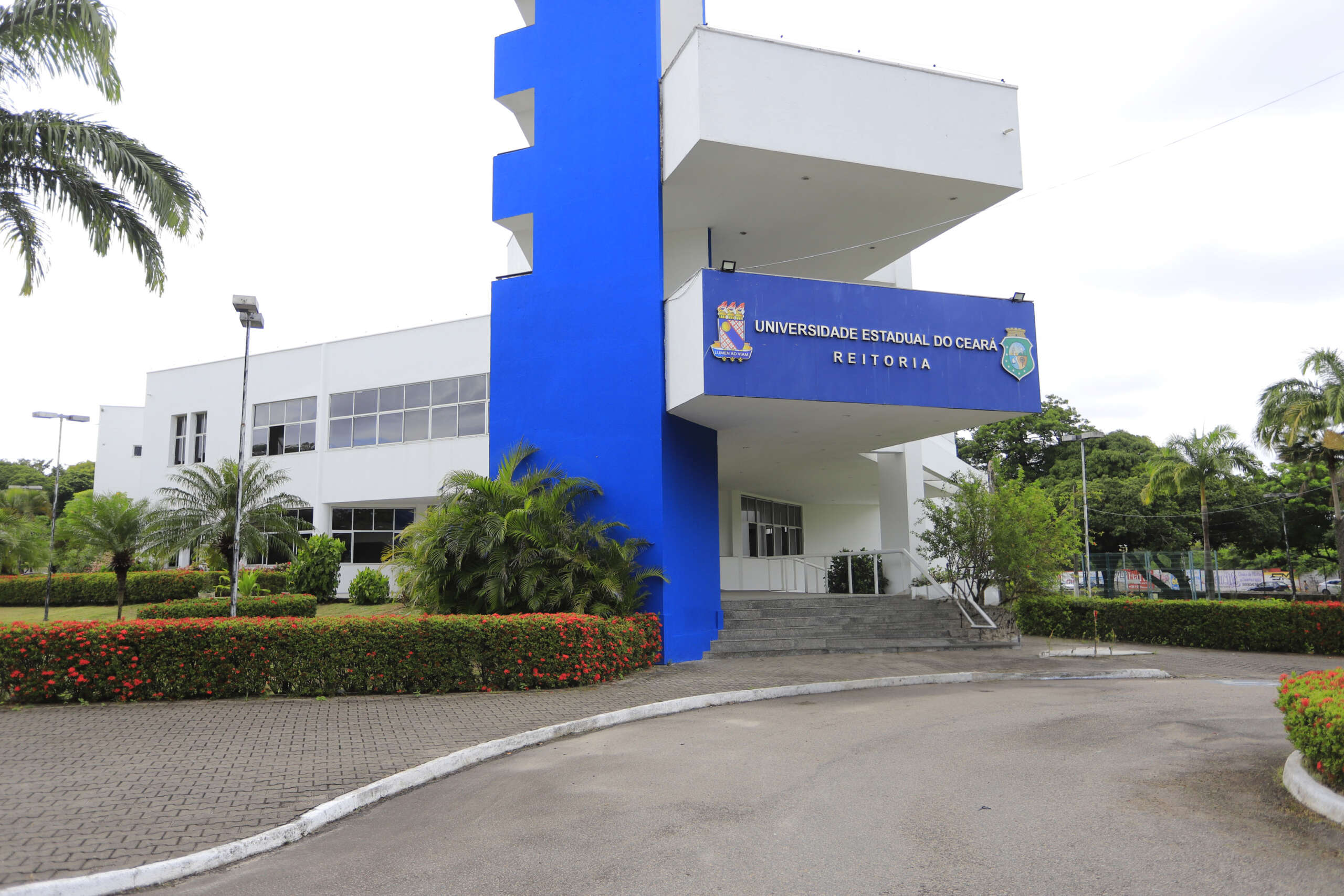 Uece tem mais dois novos Doutorados aprovados pela Capes