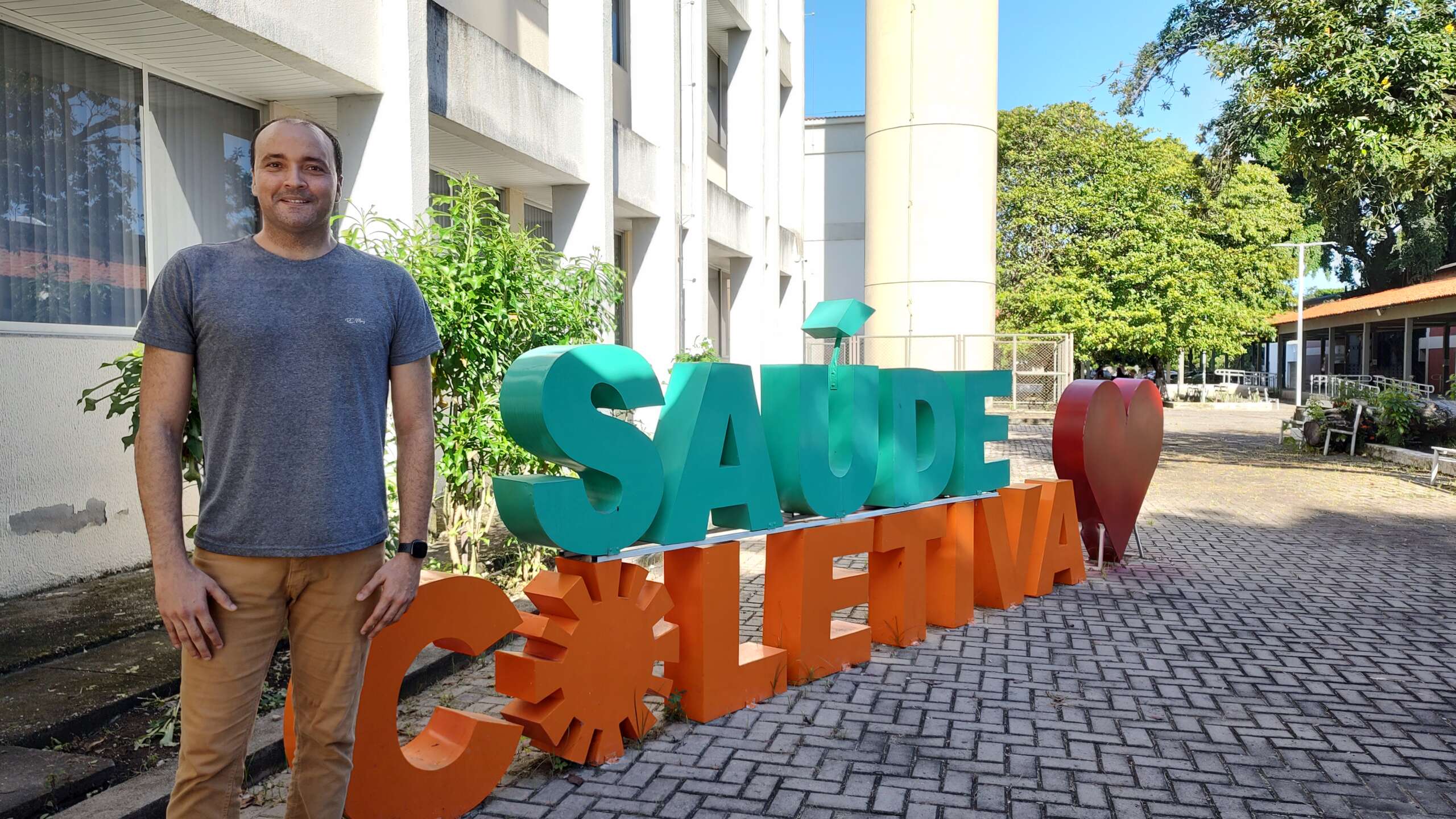 Professor da Uece é o único do CE a integrar equipe de pesquisa com OMS, que publicou artigo sobre obesidade na The Lancet