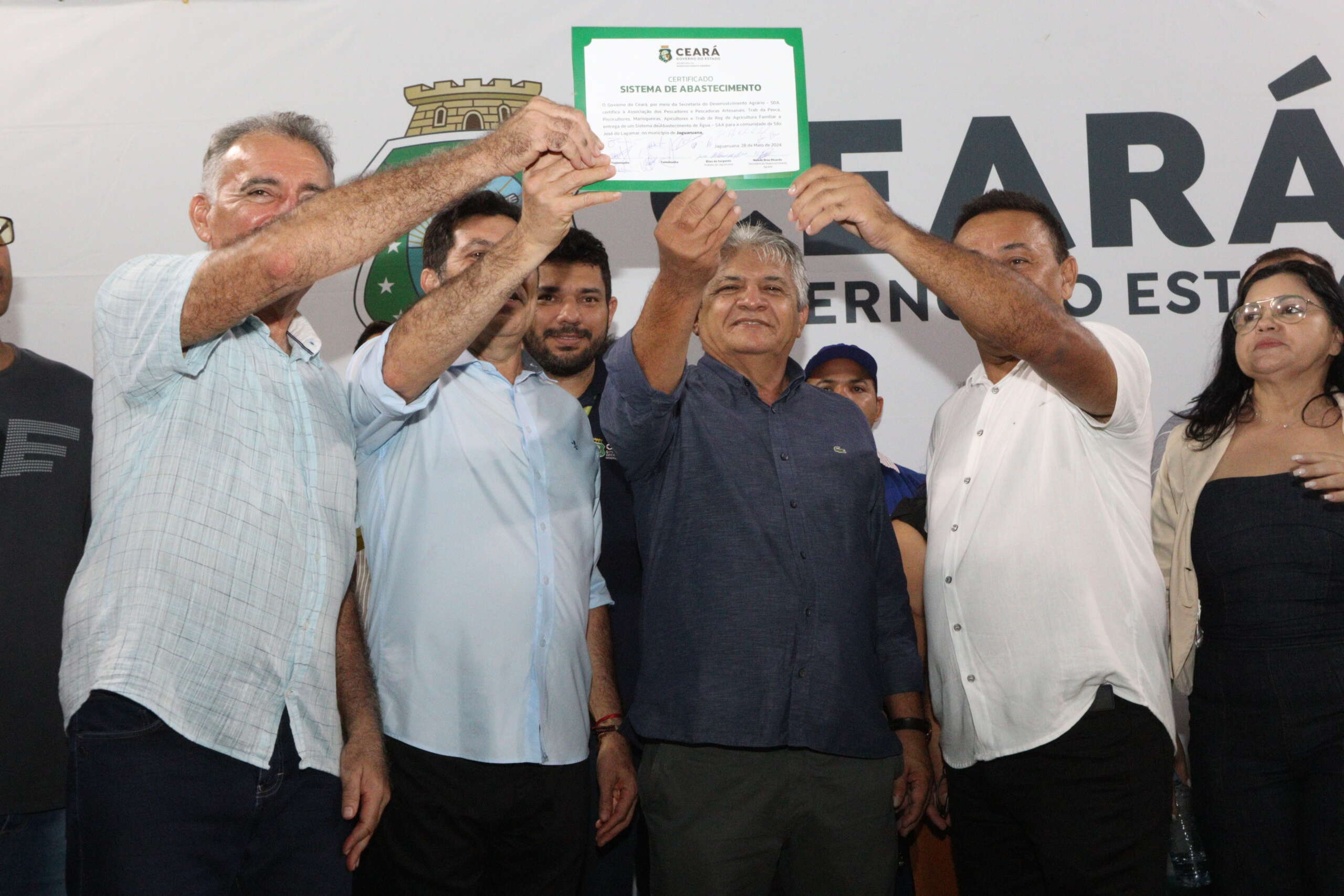 Em Jaguaruana, Governo do Ceará entrega sistemas de abastecimento de água para beneficiar mais de 1.500 famílias