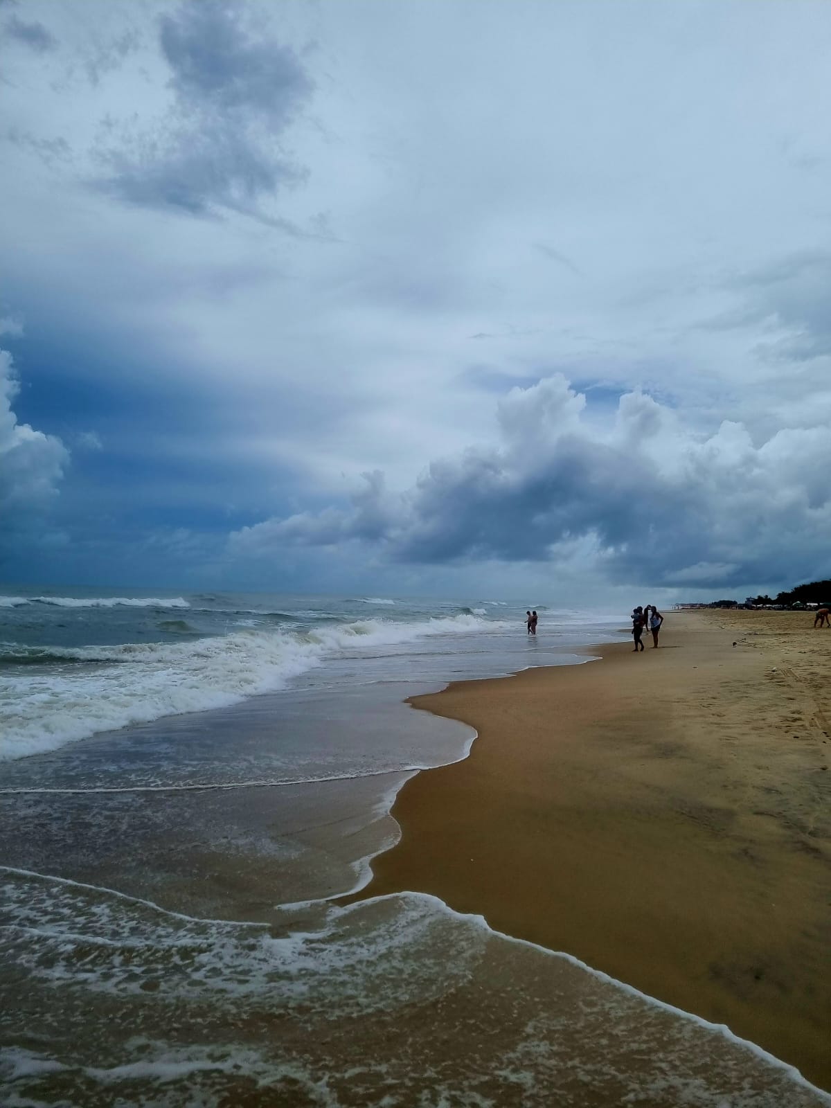 Fortaleza tem sete trechos de praia próprios para banho neste fim de semana