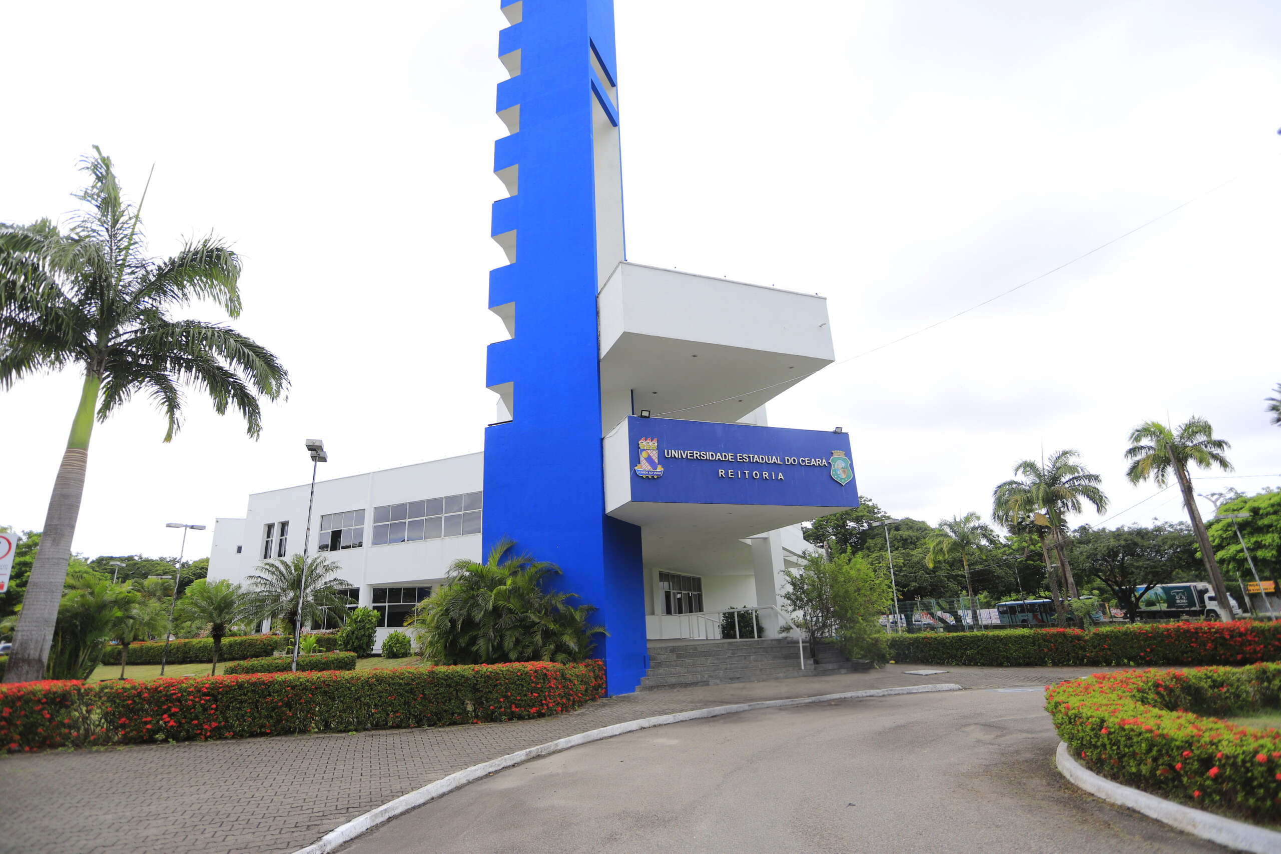 Uece coordena plano contra erosão costeira no CE pelo Programa Cientista Chefe Meio Ambiente