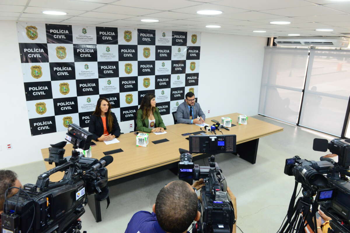 Polícia Civil desarticula grupo criminoso com atuação internacional, sequestra imóvel e apreende automóveis e joias de luxo