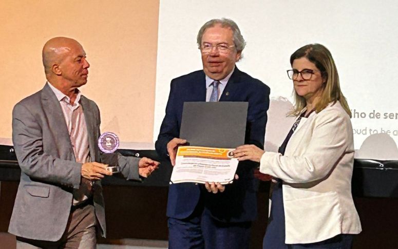 CGE recebe prêmio em evento promovido pelo Instituto dos Auditores Internos do Brasil