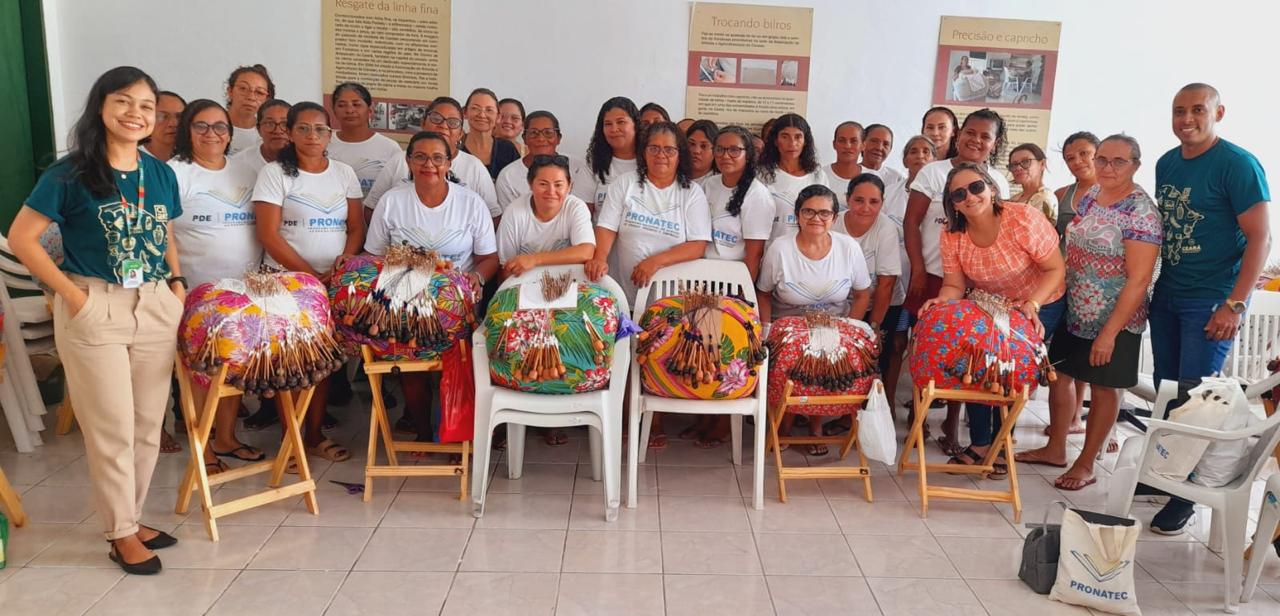 CeArt cadastra mais 200 artesãs do litoral cearense