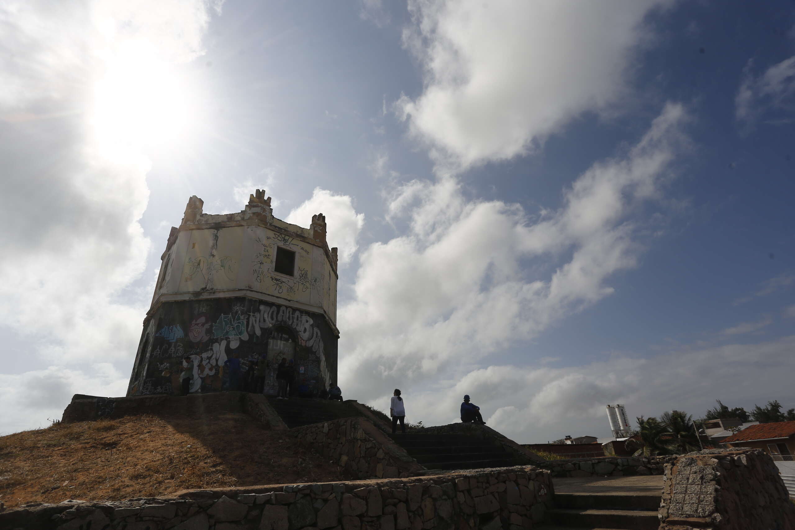 Governo do Estado investirá R$ 2,6 milhões em restauro do Farol do Mucuripe