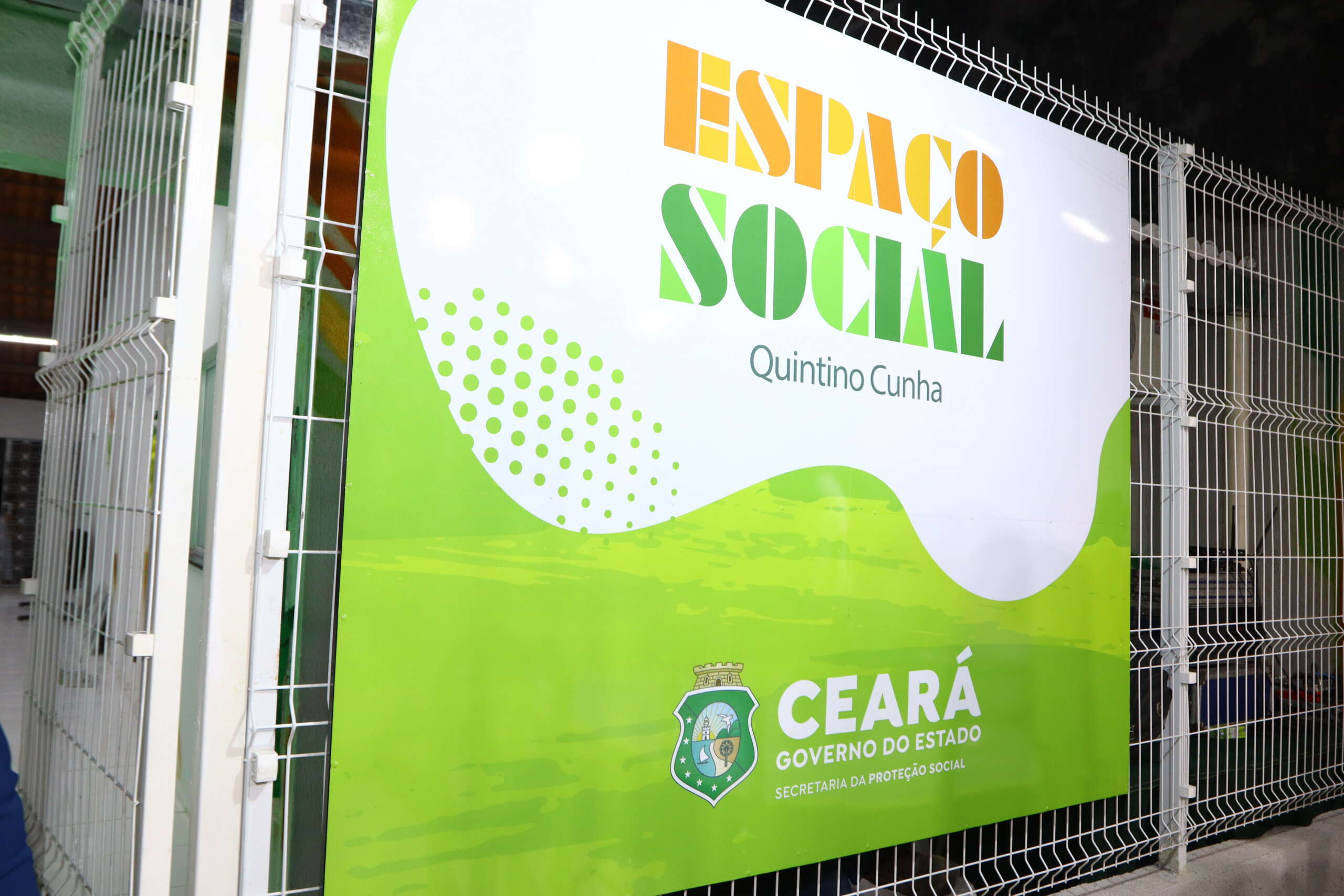 Governo do Ceará inaugura Espaço Social no bairro Quintino Cunha com previsão de atender 240 pessoas por dia